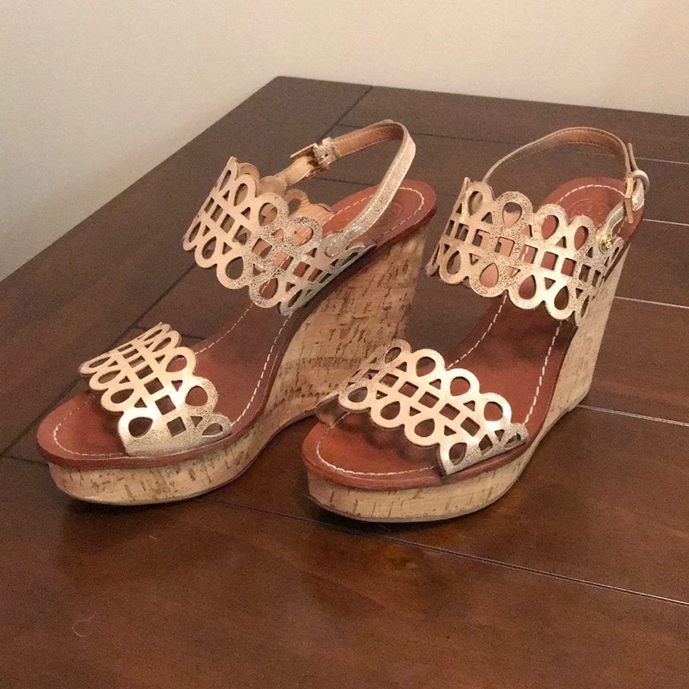 SOLD NWOT Tory Burch Nori Gold 4.5” Wedge Sandals